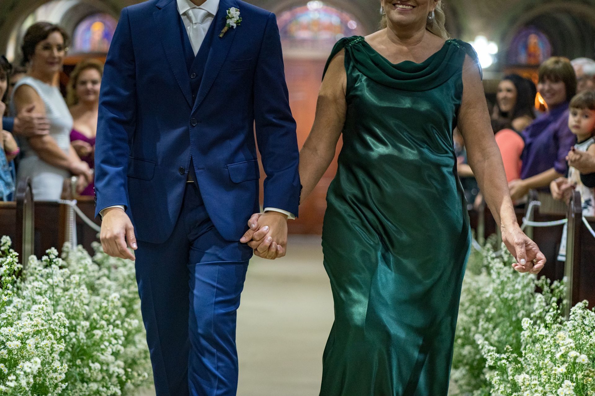 Foto Sangue, suor e uma festa de casamento Foto Sangue, suor e uma festa de casamento - Imagem 4