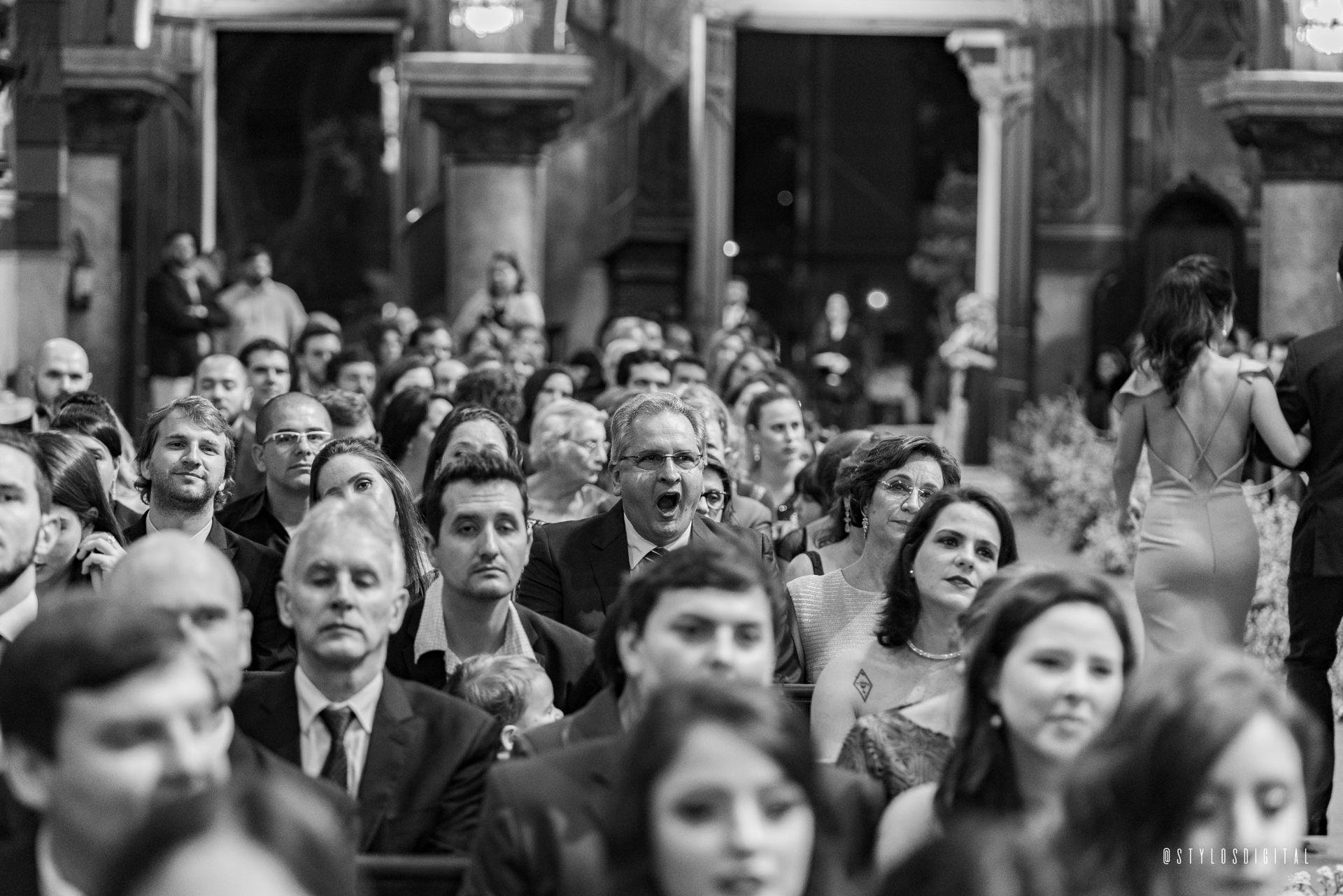 Foto Sangue, suor e uma festa de casamento Foto Sangue, suor e uma festa de casamento - Imagem 17