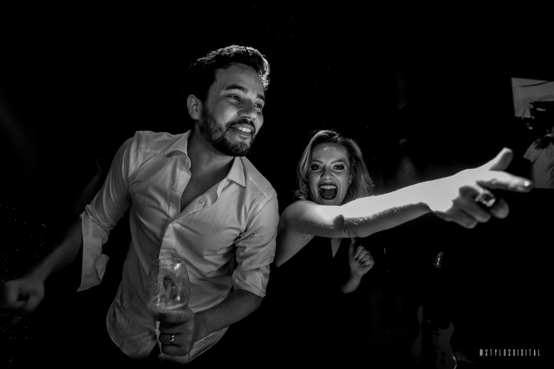 Foto Sangue, suor e uma festa de casamento Foto Sangue, suor e uma festa de casamento - Imagem 56