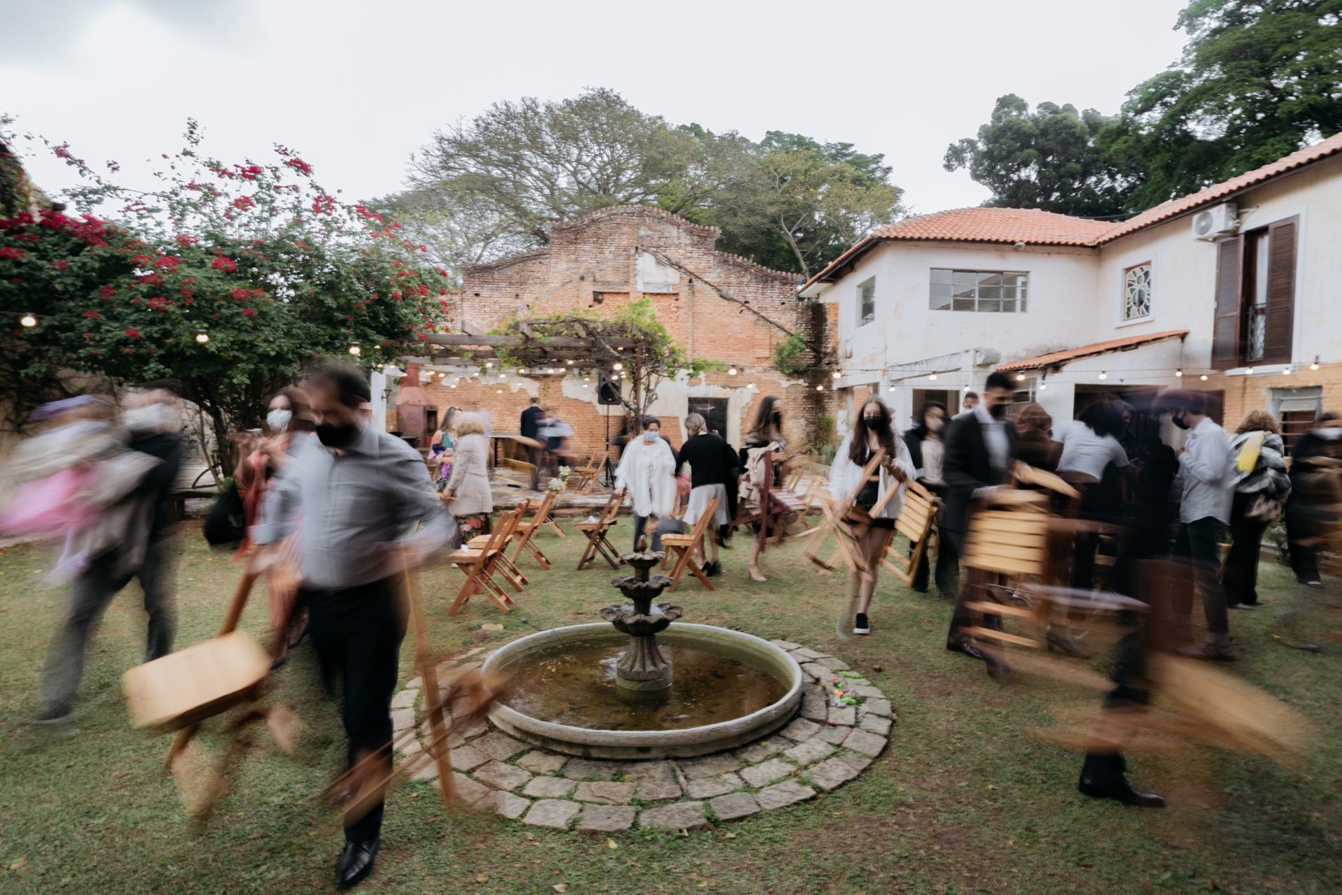 Foto quanto custa um fotógrafo de casamento? Foto quanto custa um fotógrafo de casamento? - Imagem 2